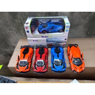 Otô điều khiển từ xa cửa đóng mở được