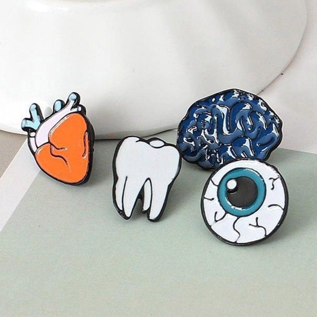 Cài áo khoác chủ đề độc đáo cá tính