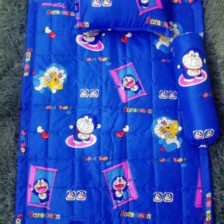 set chăn gối cho bé Gấu Pooh
