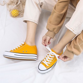 Giày thể thao nữ CV classic vàng cổ thấp