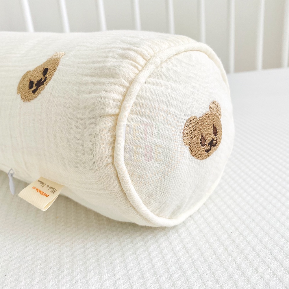 Gối ôm cho bé PETIT BEBE muslin thấm hút thoáng khí an toàn họa tiết gấu thêu