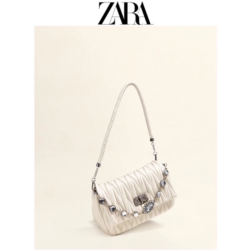 Túi xuất dư Zara đính đá ở quai
