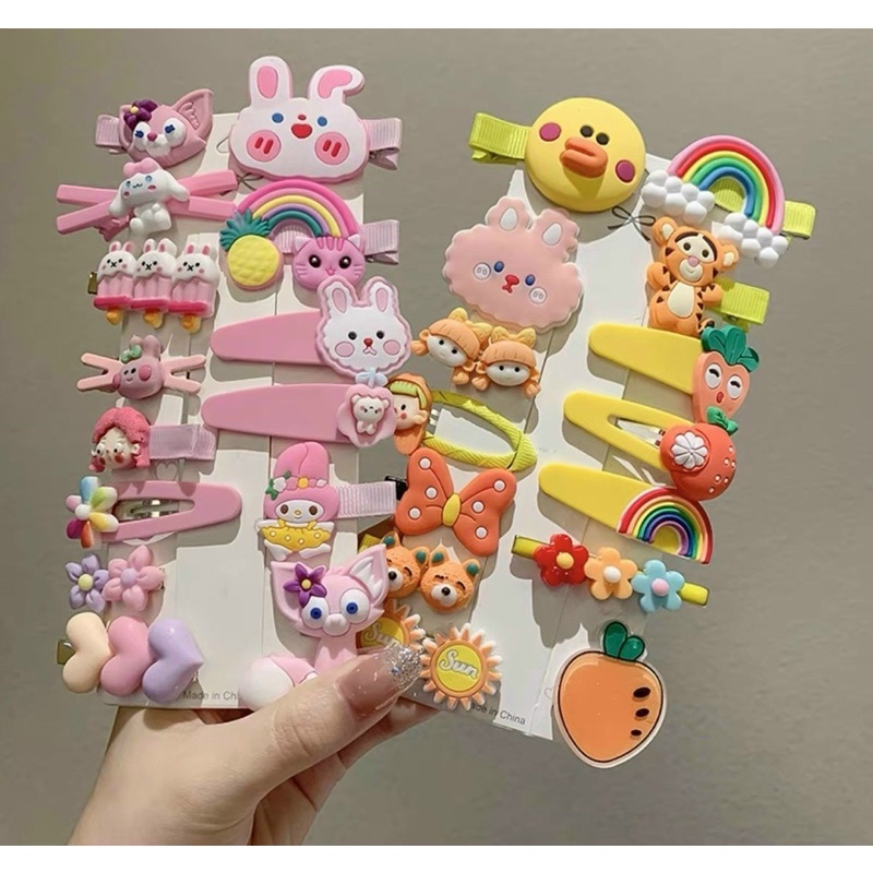 Vỉ 14 kẹp tóc sắc màu siêu yêu cho bé (giao ngấu nhiên)