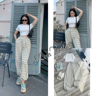 Bộ Áo Croptop Quần Jogger YN ,🌹KemVintage<FREESHIP>🌹, Set Áo Ngắn Cộc Tay In Chữ, Bộ Áo Kèm Quần Thun Dài Màu TRẮNG
