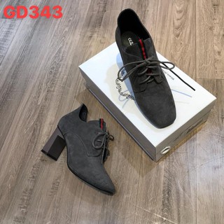 Bốt da lộn gót trụ