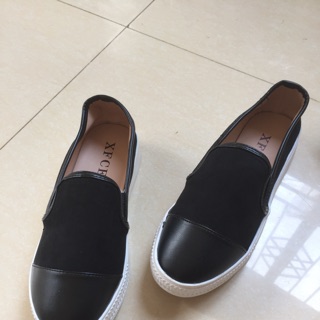 Giày đế bánh mì slipon