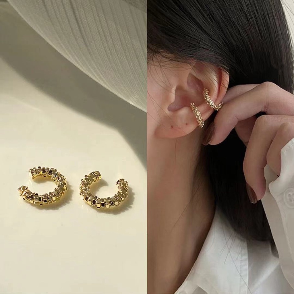 Khuyên Kẹp Vành Tai Hình Bánh Răng Nhỏ Độc Đáo Cá Tính Dễ Phối Đồ Thời Trang Hàn Quốc Cho Nữ