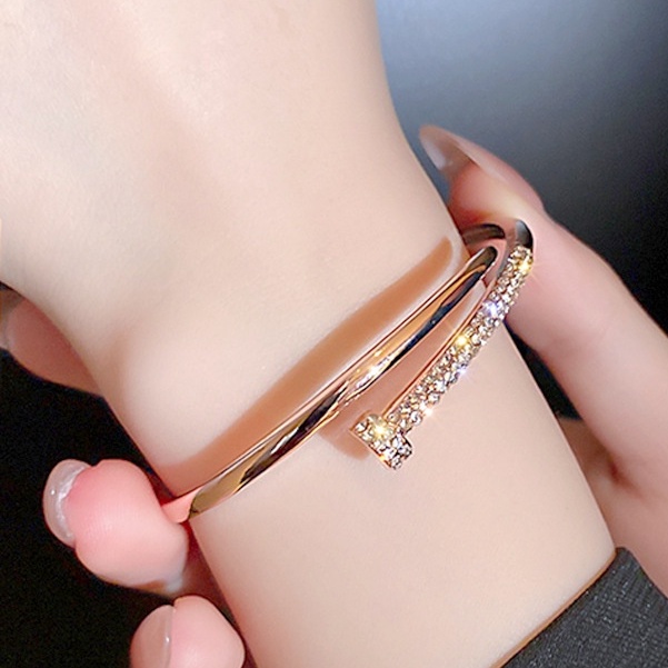 Vòng Đeo Tay Hợp Kim Hở Đính Đá Độc Đáo Thời Trang Cho Nữ