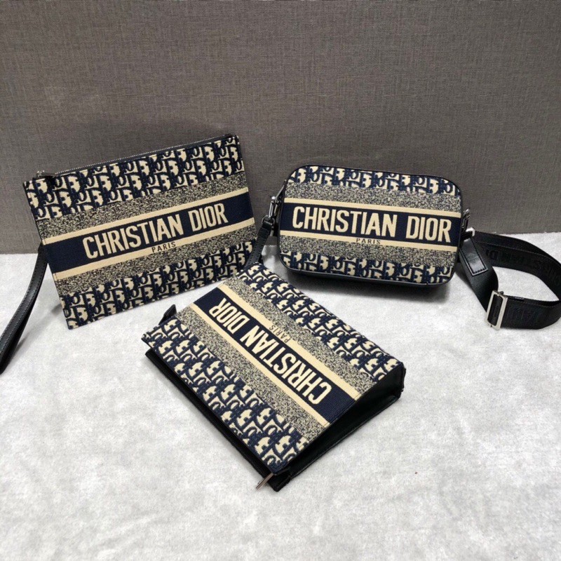 Ví tab đứng nam logo thêu chữ dáng mỏng một ngăn chính dior CD