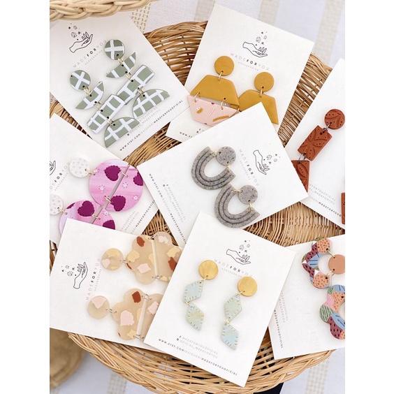 Tag treo bông tai vintage , thiết kế theo yêu cầu