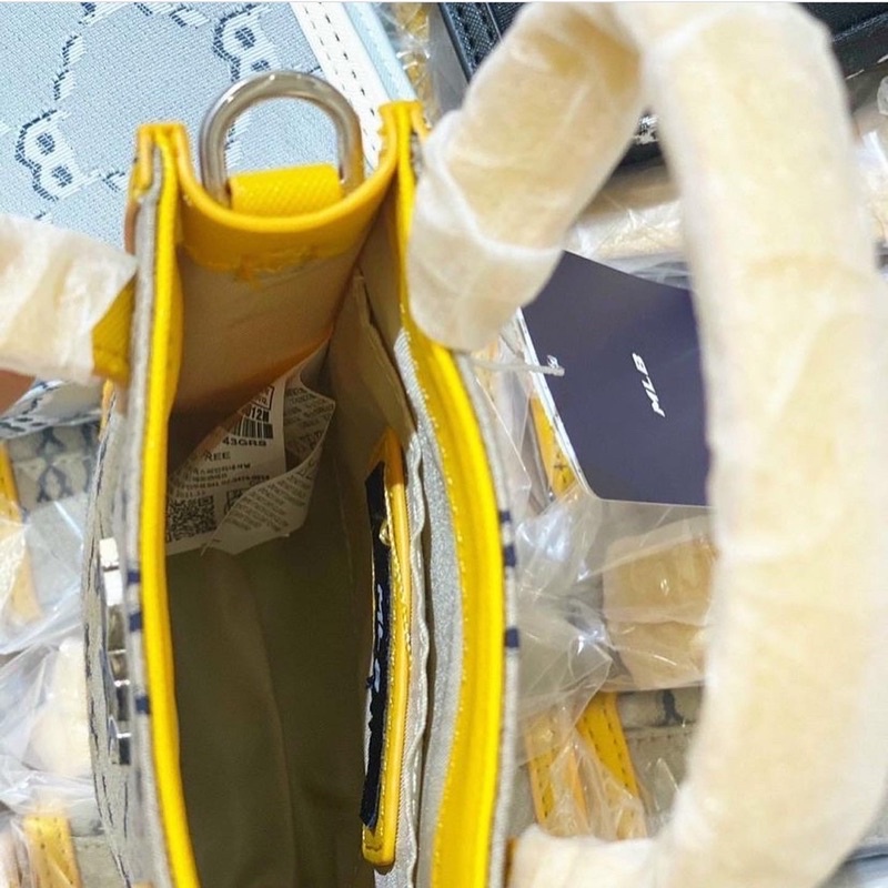 Túi Phone Pouch đeo chéo MLB