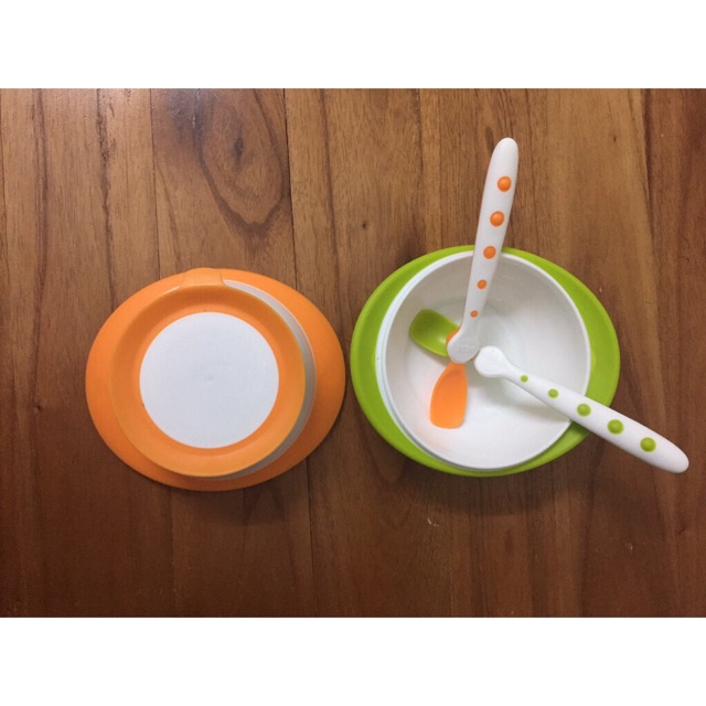 Bát ăn dặm chống đổ có nắp NUK