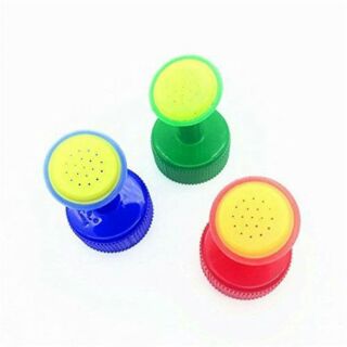 Nắp tưới cây gắn chai nhựa