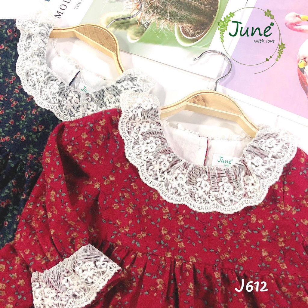 Đầm hoa nhí đỏ hoa nhí cổ ren cực xinh cho bé