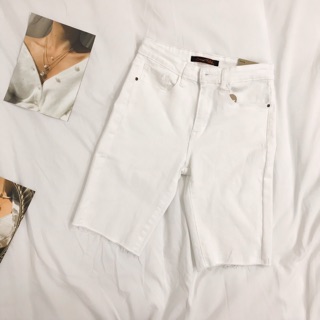 𝐌𝐈𝐀 𝐑𝐈𝐓𝐓𝐀💗 Jeans biker gấu cắt Sneak peek💖 Quần jean biker nữ trendy J432