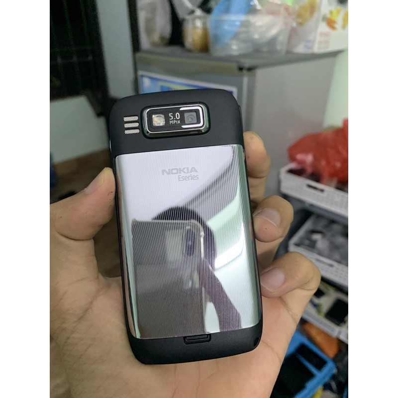 Điện thoại nokia e72 đen zin đẹp. Cam kết không sửa chữa | Bảo hành 12 tháng