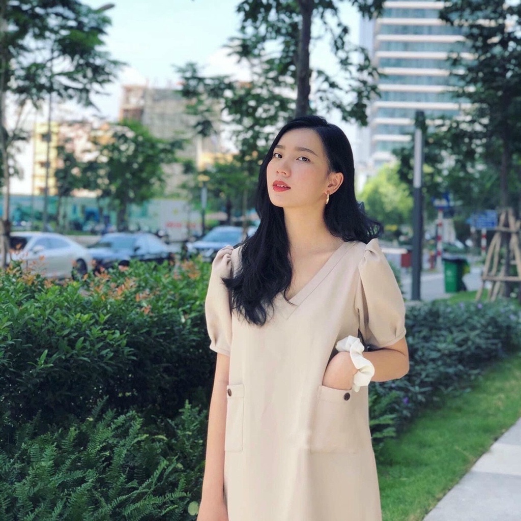 Đầm váy freesize kem cổ V 2 túi