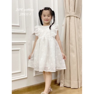 Đầm June màu trắng chất liệu tơ ren mềm mịn sang trọng
