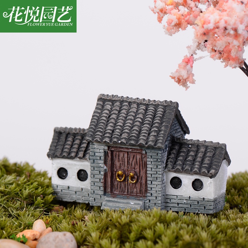 Cổng nhà xưa trang trí mô hình, tiểu cảnh, sen đá, terrarium