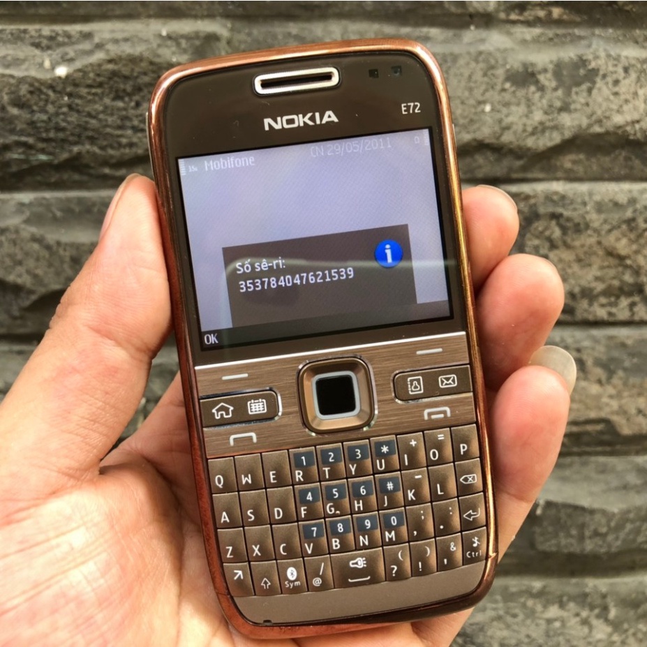 HOT SALE Điện Thoại Nokia E72 Wifi 3G Bảo Hành 12 Tháng Chơi Game online )(*
