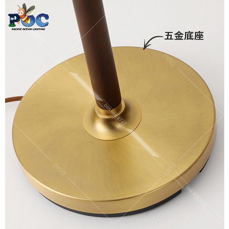 Đèn Cây Trang Trí Phòng Ngủ Thân Gỗ Đế Hợp Kim Mạ Vàng Đèn Đứng Phòng Khách Chao Xếp Ly Quý Phái Sang Trọng POC MB8090
