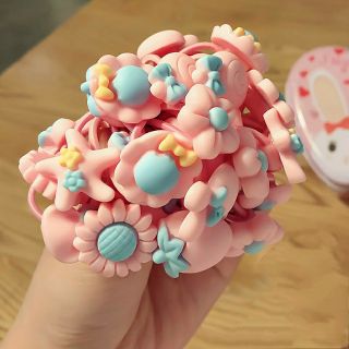 Dây buộc tóc siêu dễ thương cho bé gái