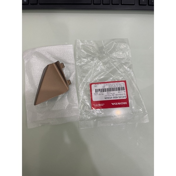 Ốp khóa khẩn cấp nắp mở khẩn cấp air blade 2016-2017-2018-2019 honda