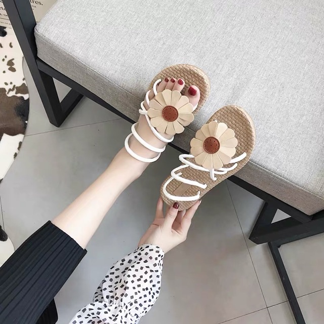 Sandal hoa cúc vintage ulzzang Dorae