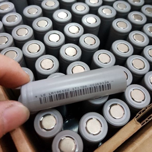 Pin 18650 dung lượng cao Lishen xám 2600, 2800 mah 5c