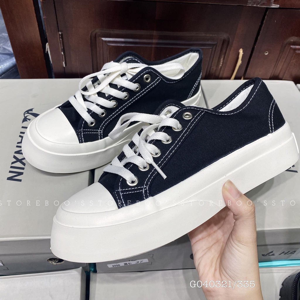 GIÀY THỂ THAO ẢNH THẬT