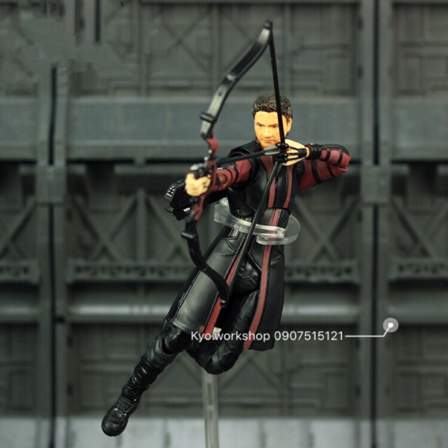 Mô hình Action figure Hawkeye trong Avenger Age of Ultron