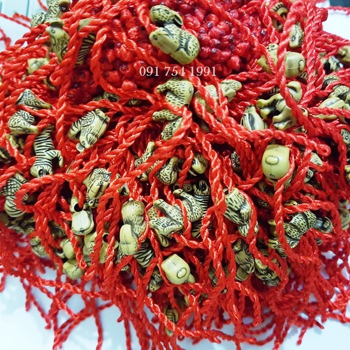 Vòng Đeo Tay Chỉ Đỏ Được Chọn Mẫu Càng Mua Nhiều Giá Càng Rẻ Quà Tặng Kèm Buôn Sỉ Lẻ | BigBuy360 - bigbuy360.vn