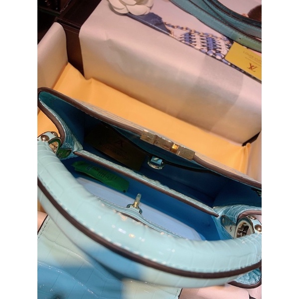 Túi W266-27 LV CPC dập vân da bò về fullbox nam châm đẹp nha