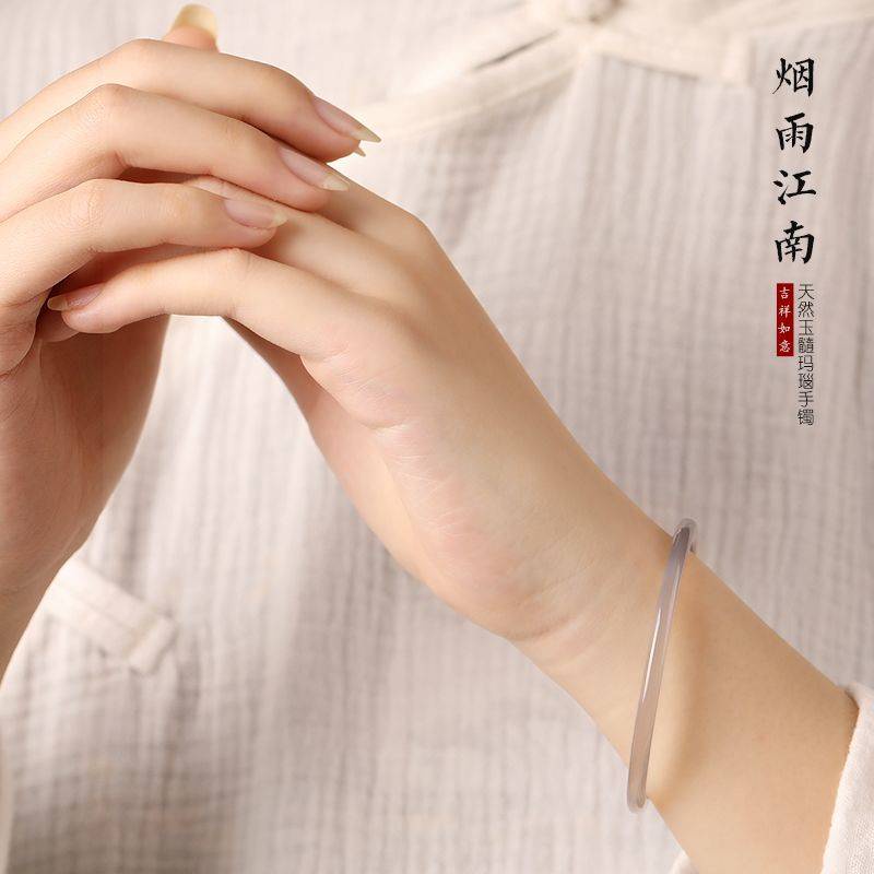 Vòng Tay Đá Mã Não Tự Nhiên Mỏng Màu Xanh Lá Phong Cách Hanfu Trung Hoa Cho Nữ