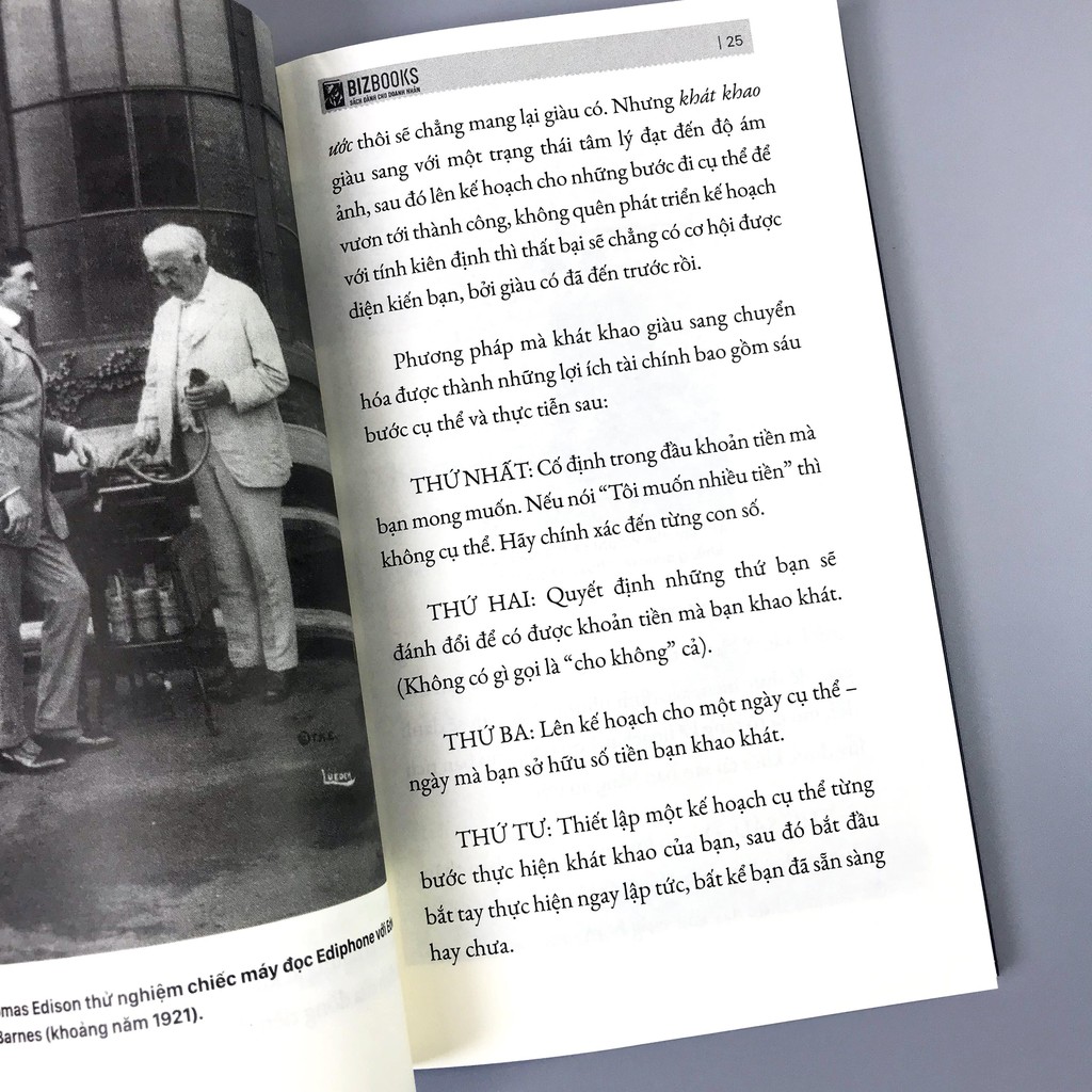 Sách -  Think & Grow Rich - 5 Nguyên Tắc Vàng Nghĩ Giàu Làm Giàu - Đánh Thức Khao Khát Làm Giàu Trong Bạn | BigBuy360 - bigbuy360.vn