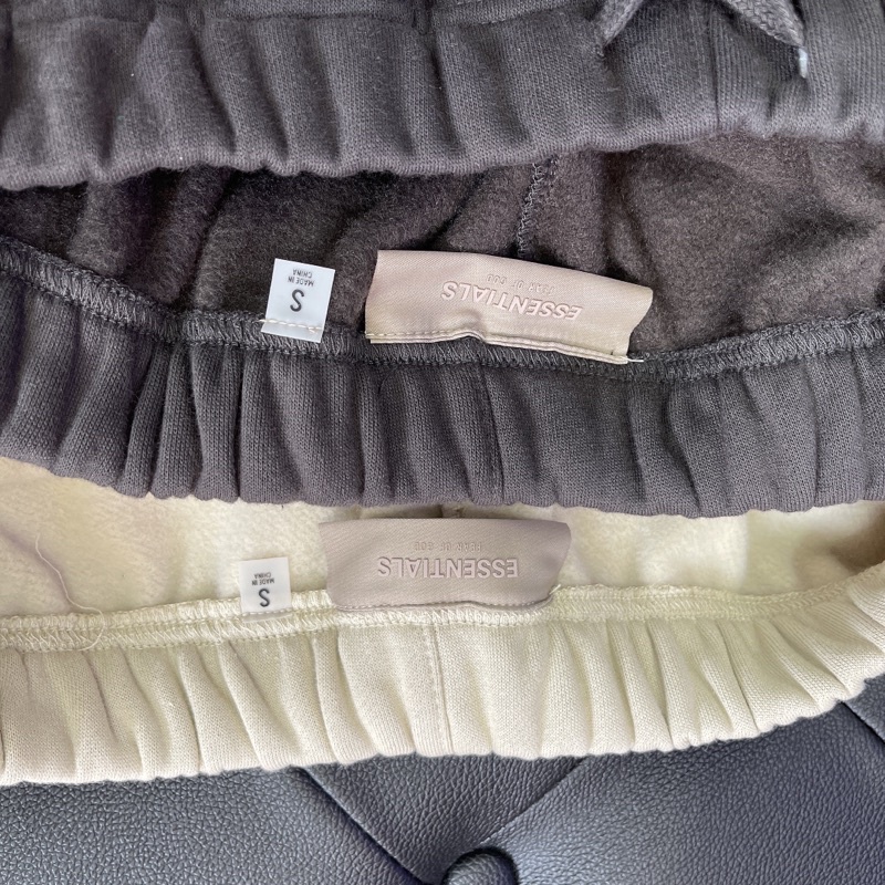 ⚡️[Mirror Quality] - Quần Short FOG Fear Of God ESSENTIALS SS22 1977 Sweatshort, Quần Short FOG ESSENTIALS