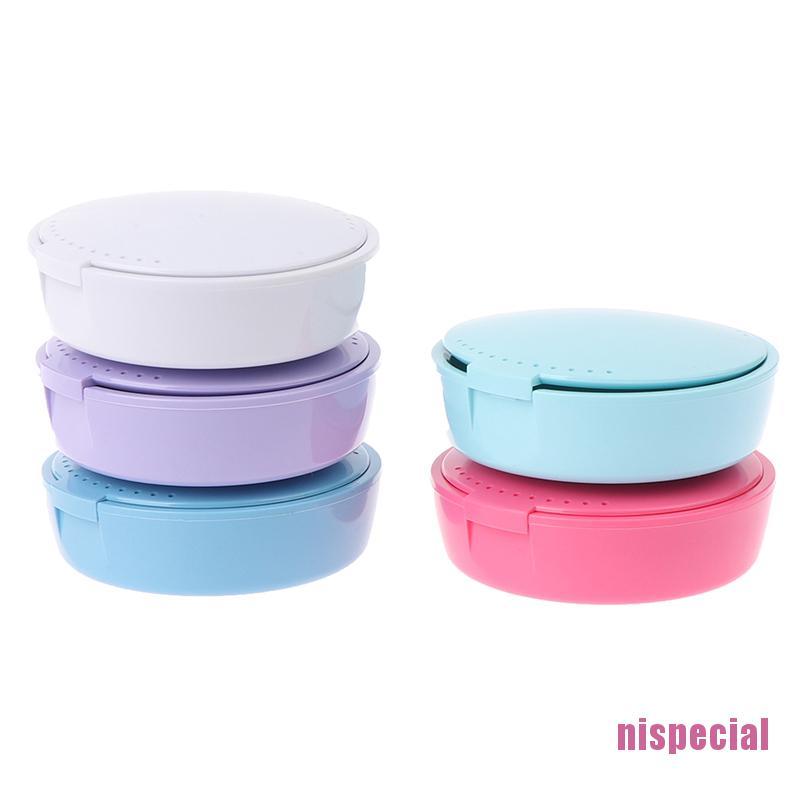 Hộp Đựng Răng Giả Thiết Kế Tiện Lợi