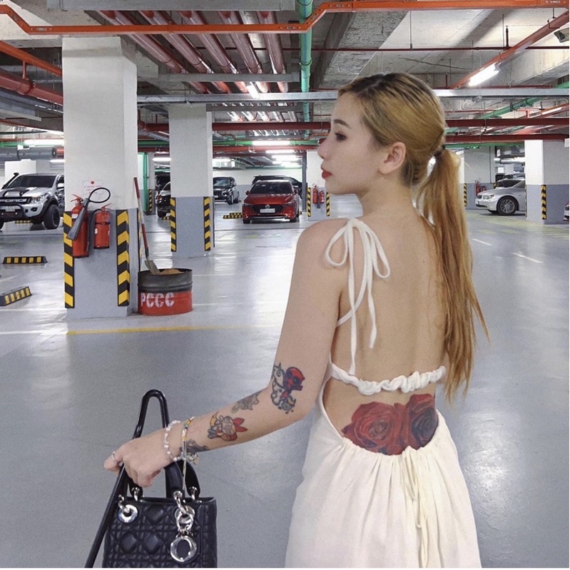 Đầm dây hở lưng