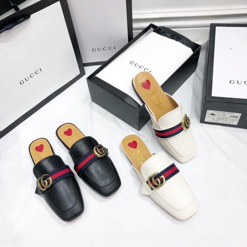 Sục Gucci Hồ Ngọc Hà