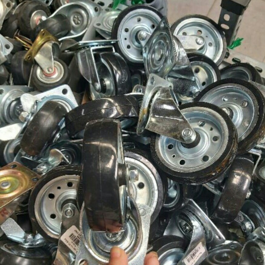 Bánh xe cao su đen nhiều kích cỡ