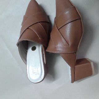 Sục sz 33 - 42.
