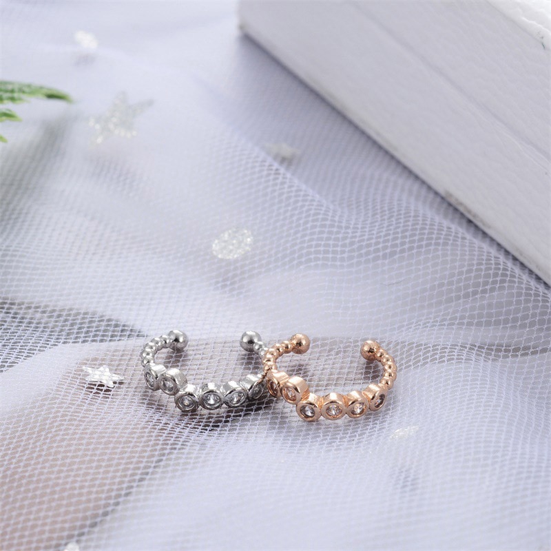 Khuyên đeo vành tai đính hạt kim cương giả không cần xỏ lỗ