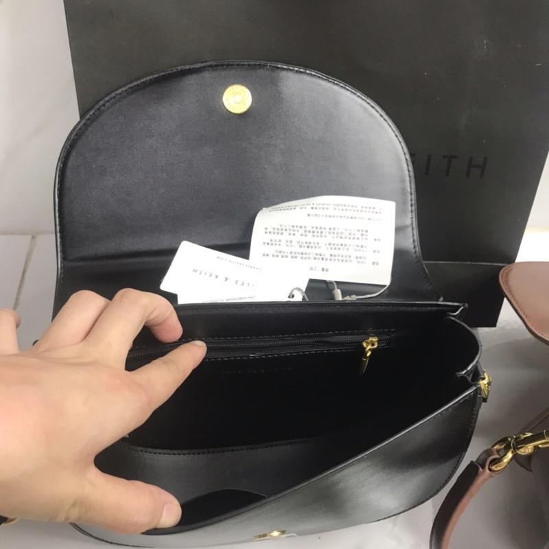 Túi Nữ Kẹp Nách Hoặc Đeo Chéo Dáng Yên Ngựa Saddle Bag