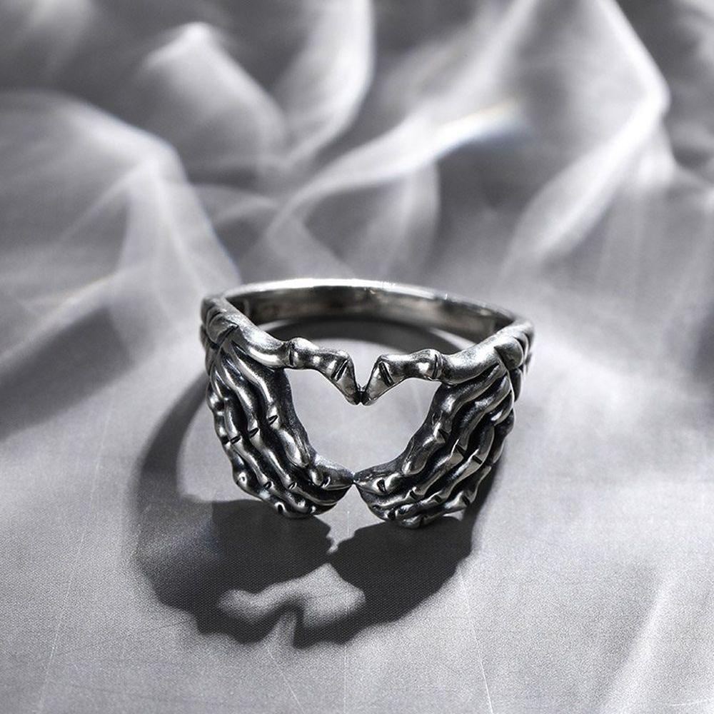 Nhẫn Thiết Kế Đục Lỗ Hình Trái Tim Nhiều Kích Cỡ Phong Cách Gothic Cho Nam Và Nữ