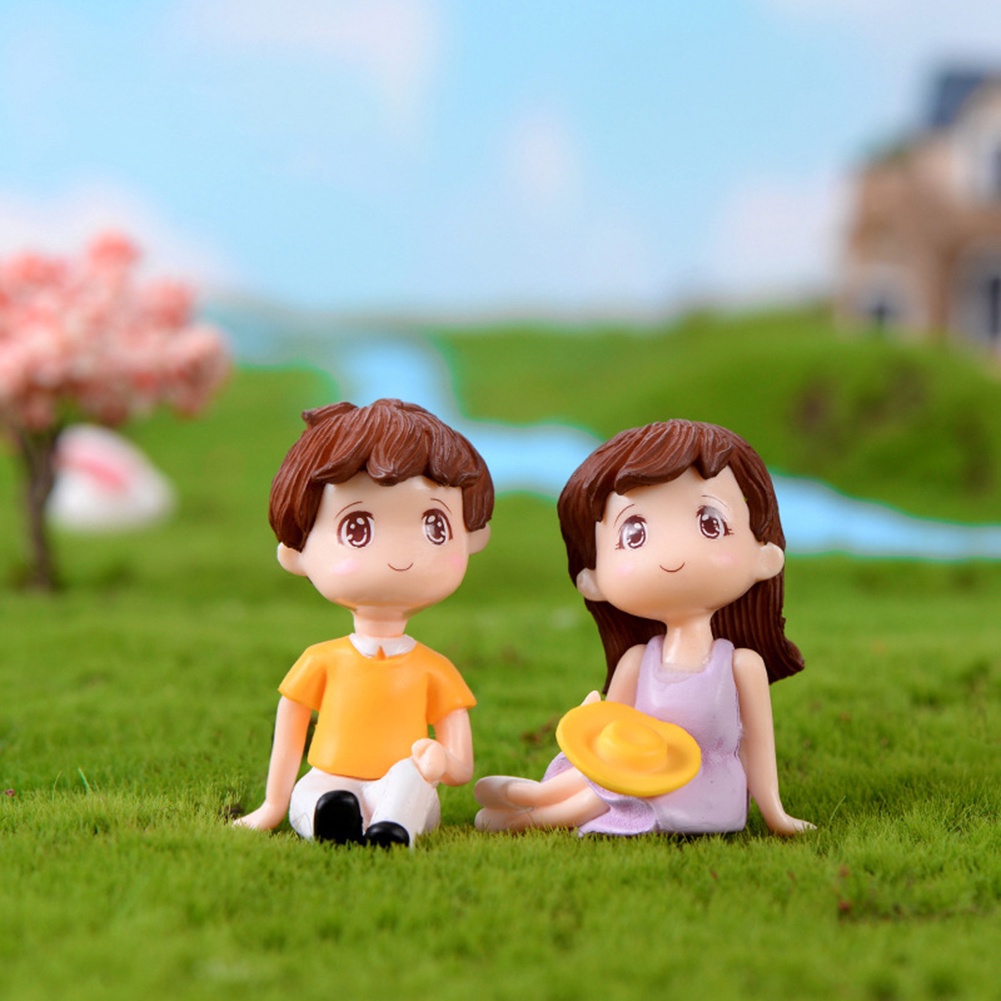 【SPP】2Pcs Mini Girl Boy Sit Down Look Up Model Figurine Landscape Ornament DIY Decor