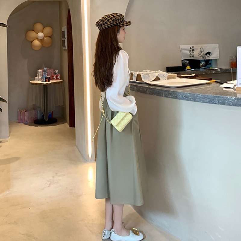 Set Sơ Mi Bèo Kèm Yếm Cực Xinh