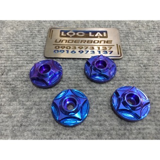 GÙ TAY LÁI TITAN / Cặp