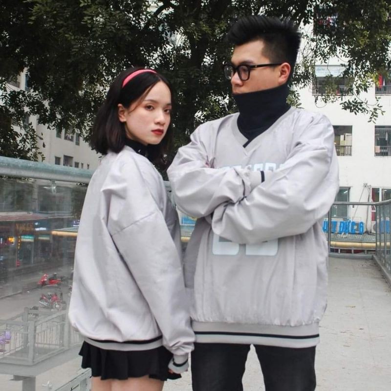 (ẢNH THẬT) ÁO SWEATER BÓNG CHÀY FORM RỘNG UNISEX THIẾT KẾ ĐỦ SIZE CHO CẢ NAM VÀ NỮ | BigBuy360 - bigbuy360.vn