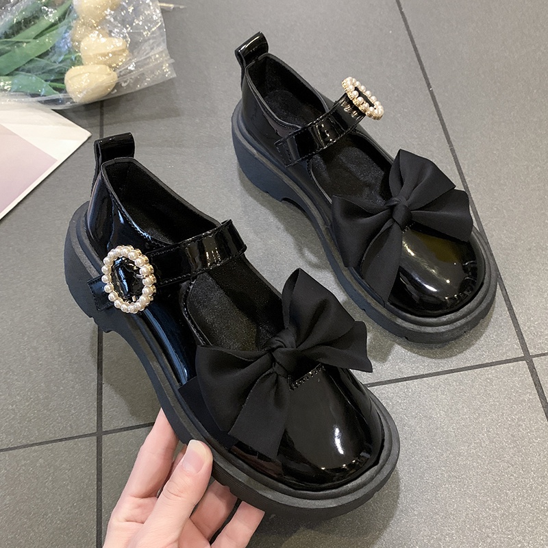 Giày Búp Bê Da Bóng Mũi Tròn to Đính Tua Rua Phối Dây Xích Kim Loại Kiểu Lolita Dễ Thương Cho Nữ