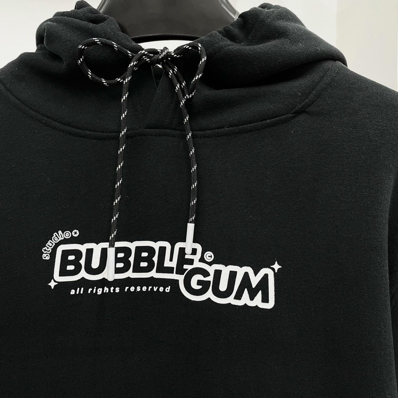 Áo Khoác Basic Hoodie Logo - by Bubble Gum Studio